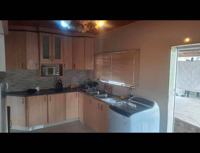 5 BEDROOM HOUSE FOR SALE IN KHARWASTAN